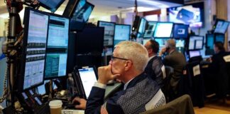 Piyasalar karışık seyrediyor